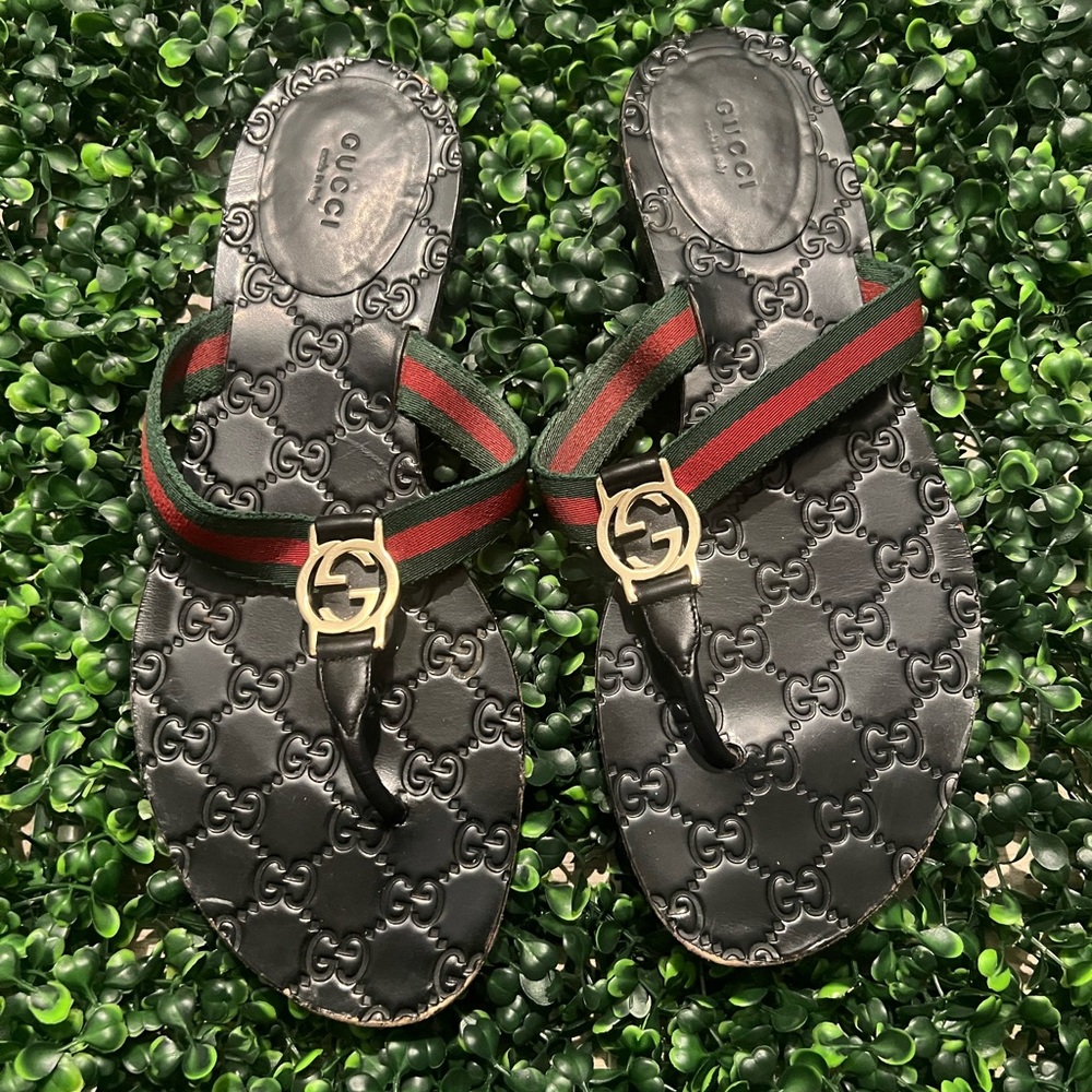 Gucci Thong Sandals Size 40 1/2